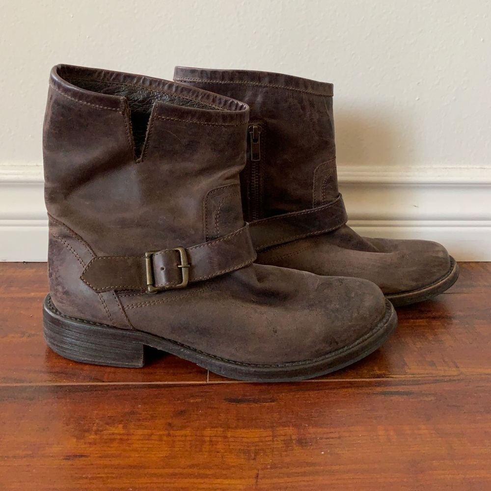 Steve Madden Slip On Ankle Booties